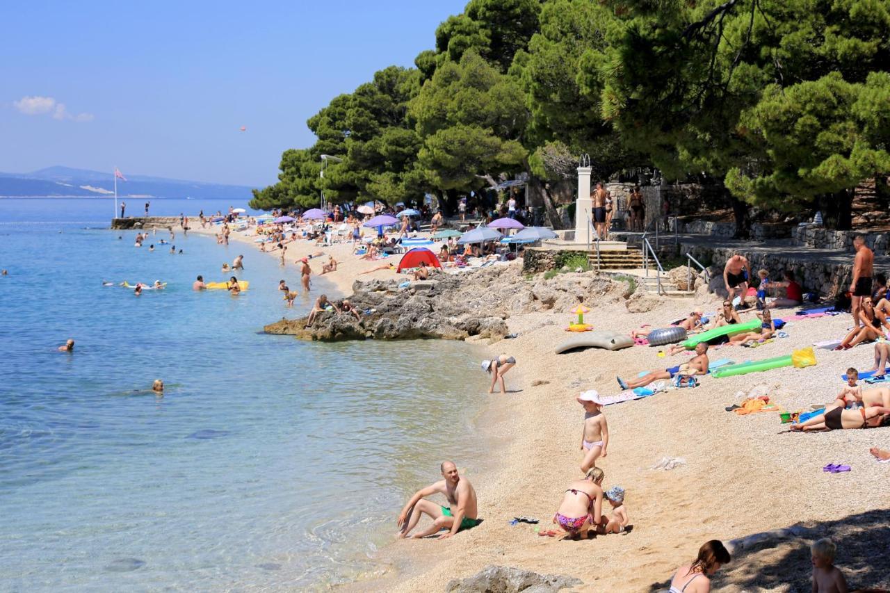 Apartments By The Sea Brela, Makarska - 11821 Exteriér fotografie