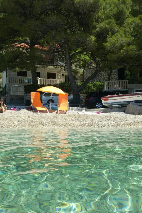 Apartments By The Sea Brela, Makarska - 11821 Exteriér fotografie