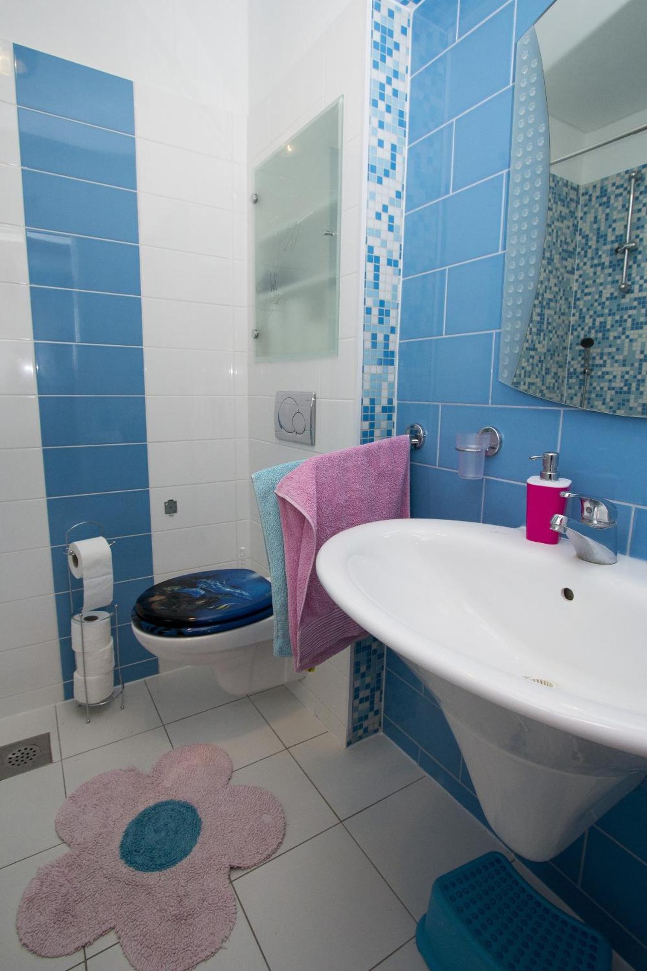 Apartments By The Sea Brela, Makarska - 11821 Pokoj fotografie